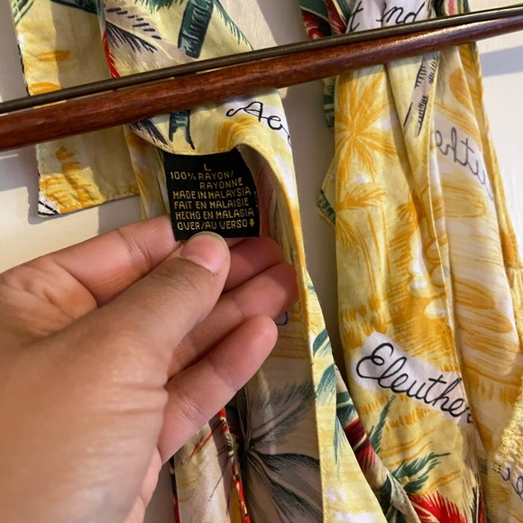 Vintage 90s Liz Sport Floral Cropped Button Down - Picture 3 of 4